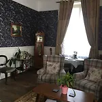 Le Presbytère D'hôtes Couette-café 3*