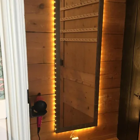 Le Presbytere D'hotes Bed & Breakfast 3*