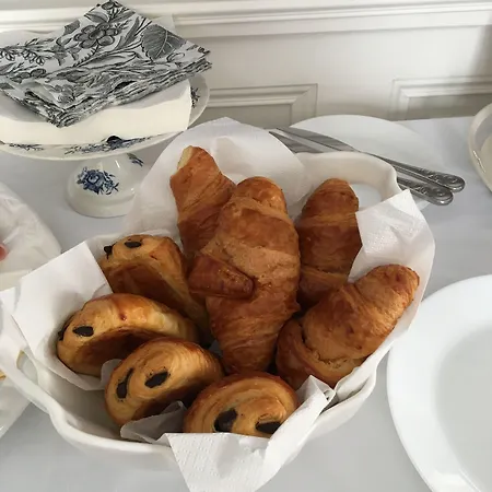 Le Presbytere D'hotes Nocleg ze śniadaniem