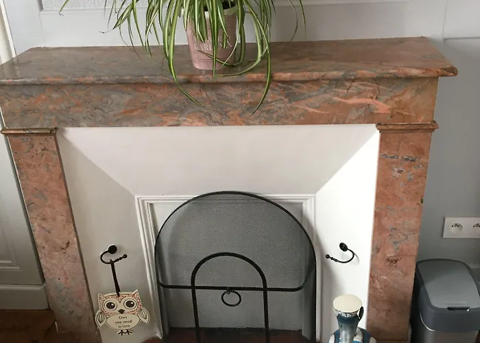 Le Presbytere D'hotes Bed & Breakfast 3*