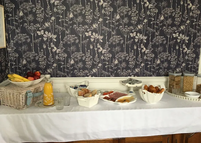 Le Presbytere D'hotes Bed & Breakfast