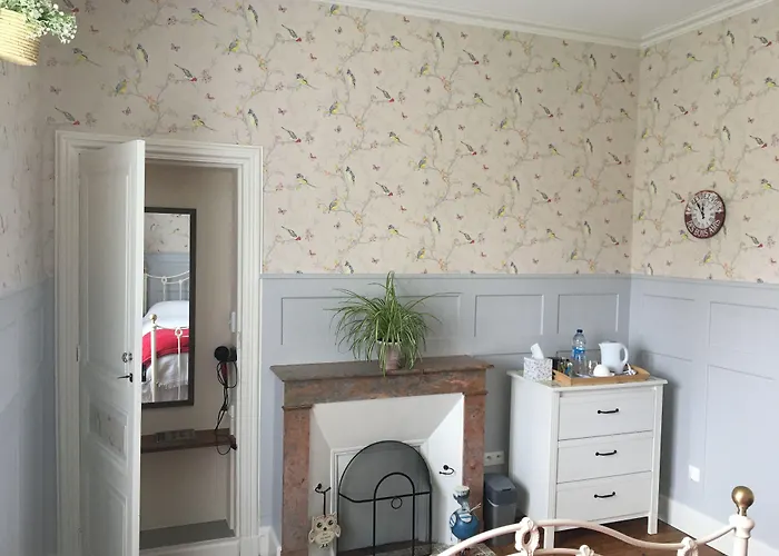 Le Presbytere D'hotes Bed & Breakfast 3*